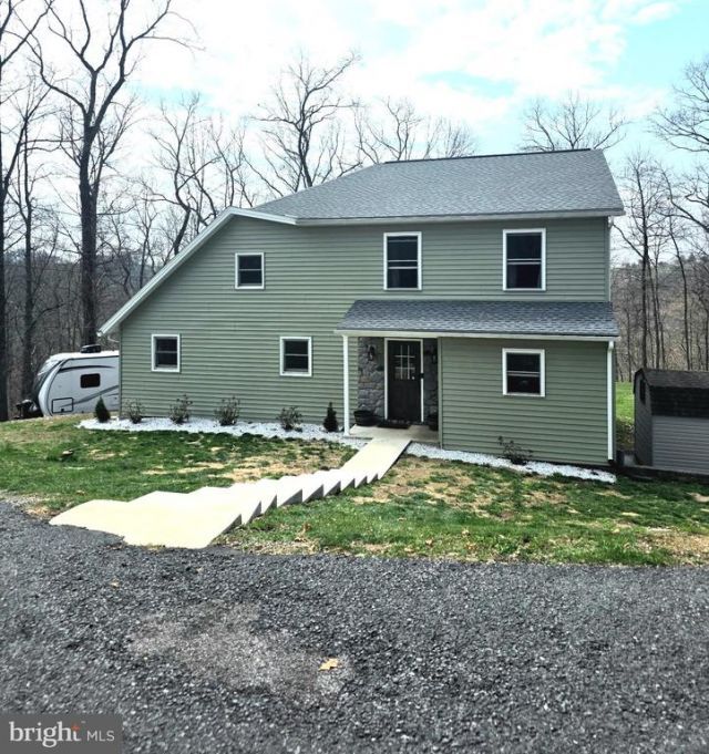 51 HAUSMAN ROAD, LENHARTSVILLE, PA 19534