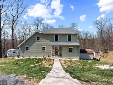 51 HAUSMAN ROAD, LENHARTSVILLE, PA 19534