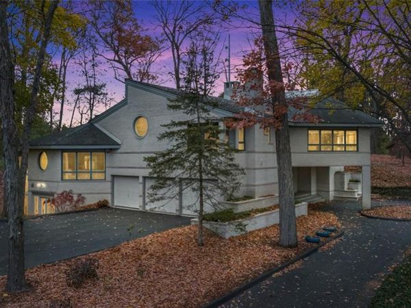 1178 Copperwood Drive, Bloomfield Hills, MI 48302