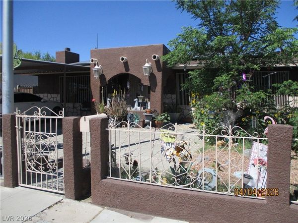 2200 E Evans Avenue, North Las Vegas, NV 89030