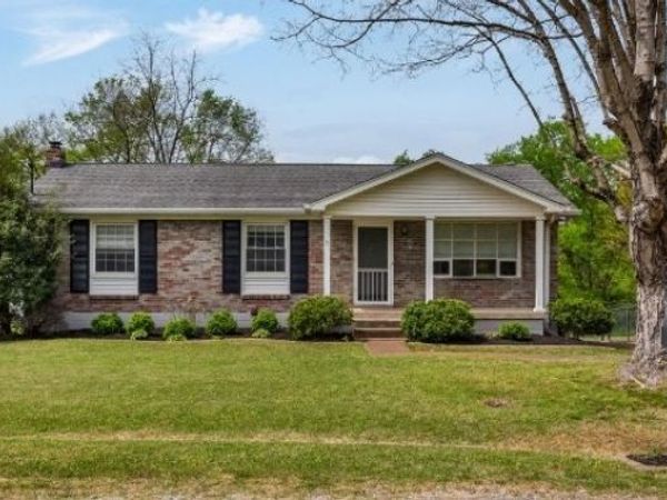 6423 Futura Dr, Nashville, TN 37209