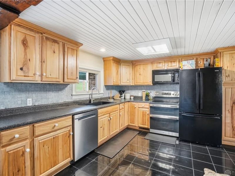 1008 Steven Circle Drive, New Carlisle, OH 45344 Photo 16