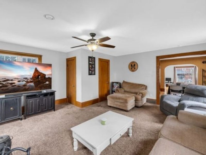 624 E Ford Avenue, Barberton, OH 44203 Photo 12