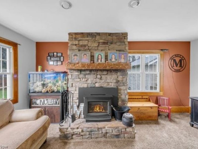 624 E Ford Avenue, Barberton, OH 44203 Photo 14