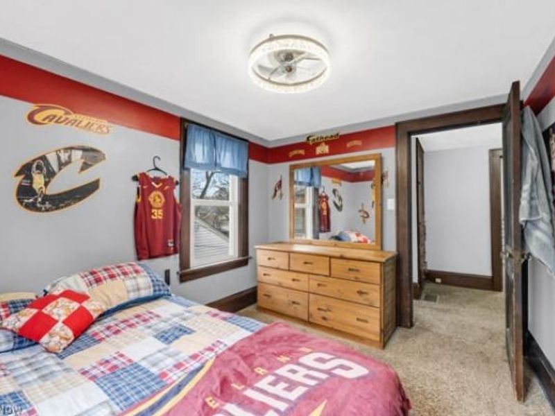 624 E Ford Avenue, Barberton, OH 44203 Photo 17