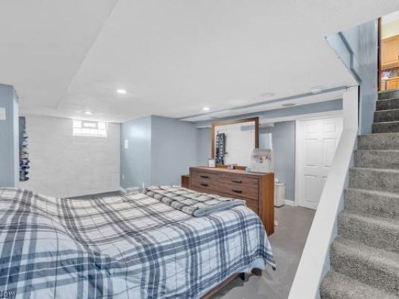 624 E Ford Avenue, Barberton, OH 44203 Photo 23