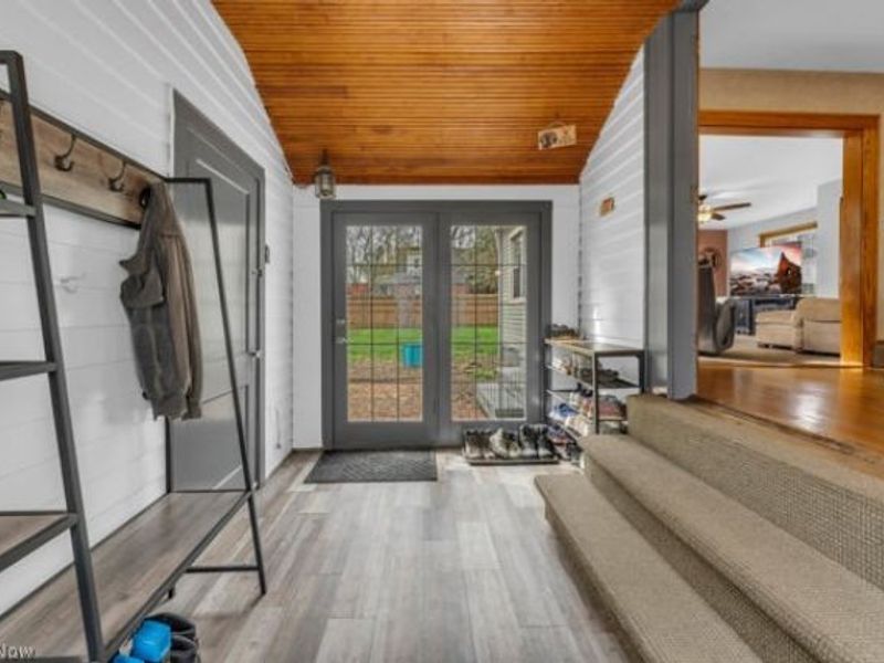 624 E Ford Avenue, Barberton, OH 44203 Photo 27