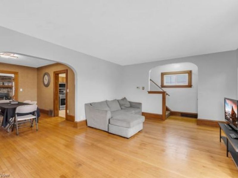 624 E Ford Avenue, Barberton, OH 44203 Photo 4