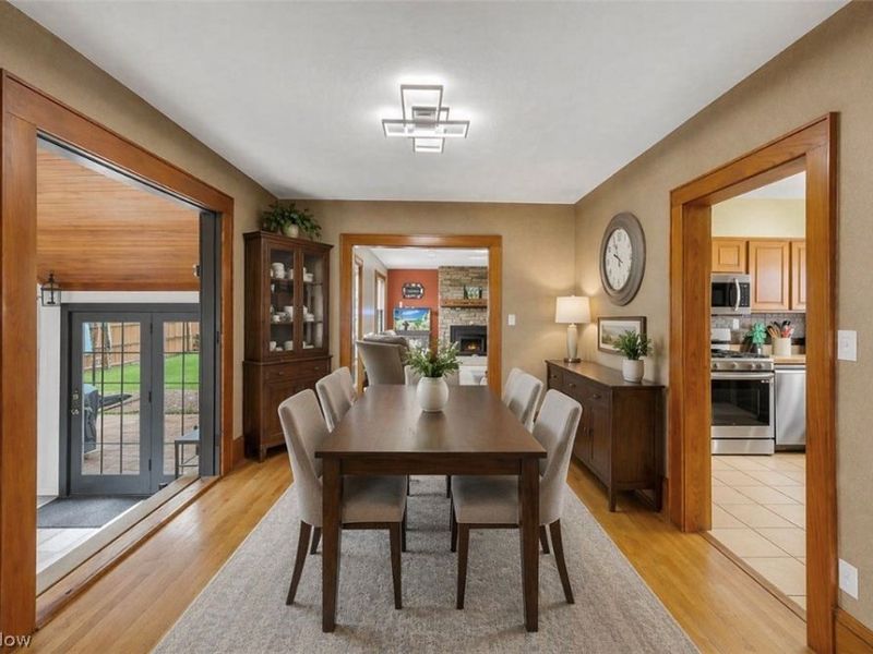 624 E Ford Avenue, Barberton, OH 44203 Photo 9