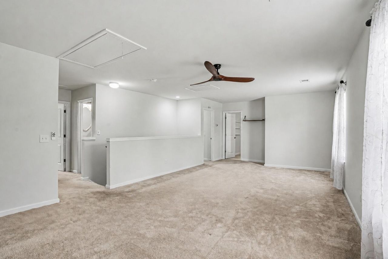 3046 Conservancy Lane Photo 14