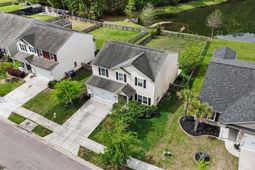 3046 Conservancy Lane photo 4