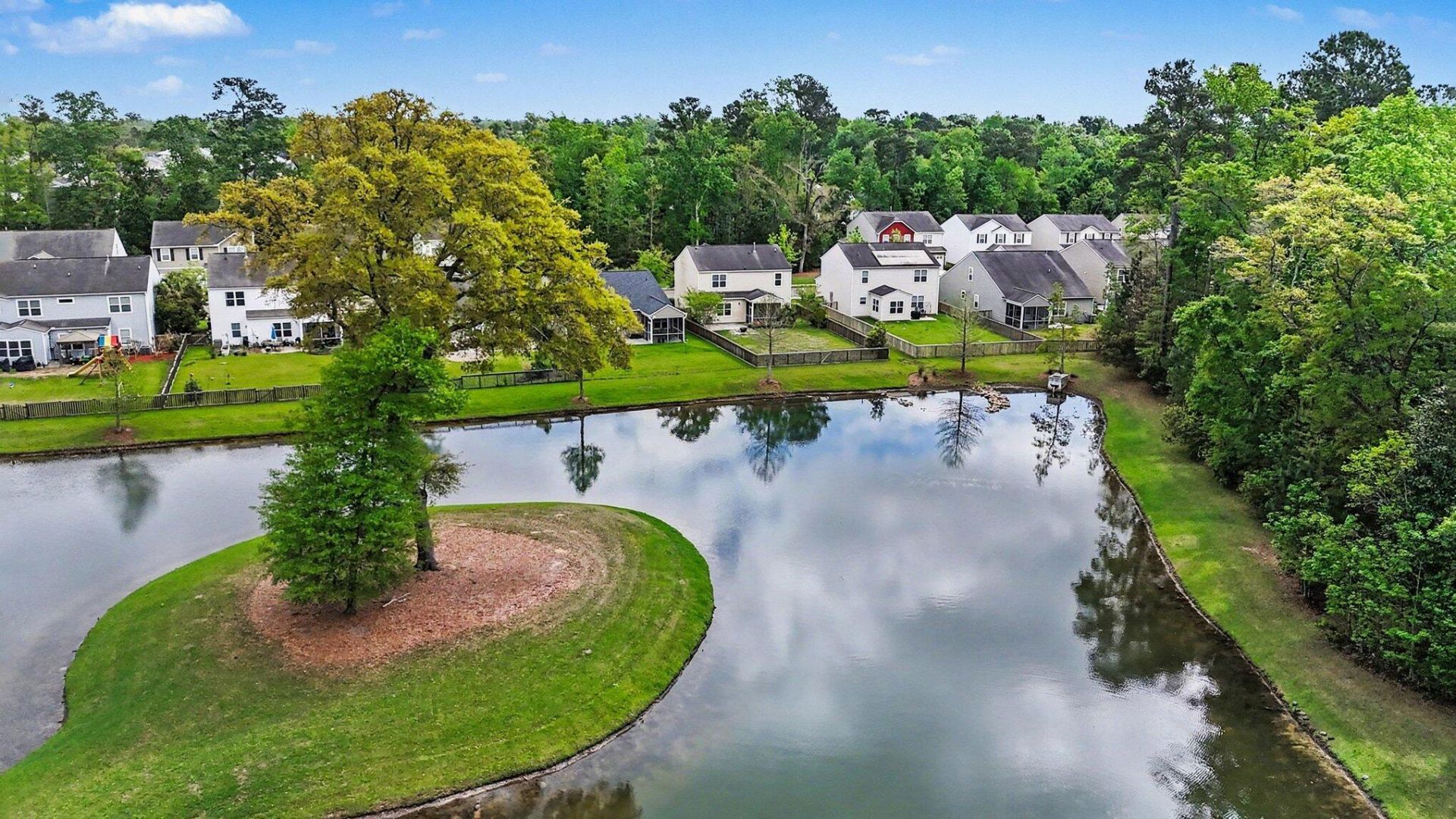 3046 Conservancy Lane Photo 39