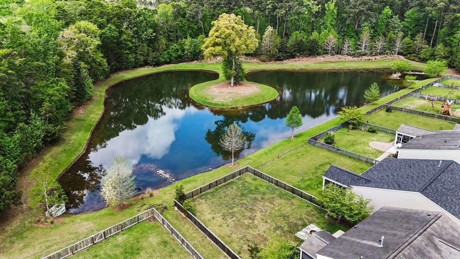 3046 Conservancy Lane Photo 40