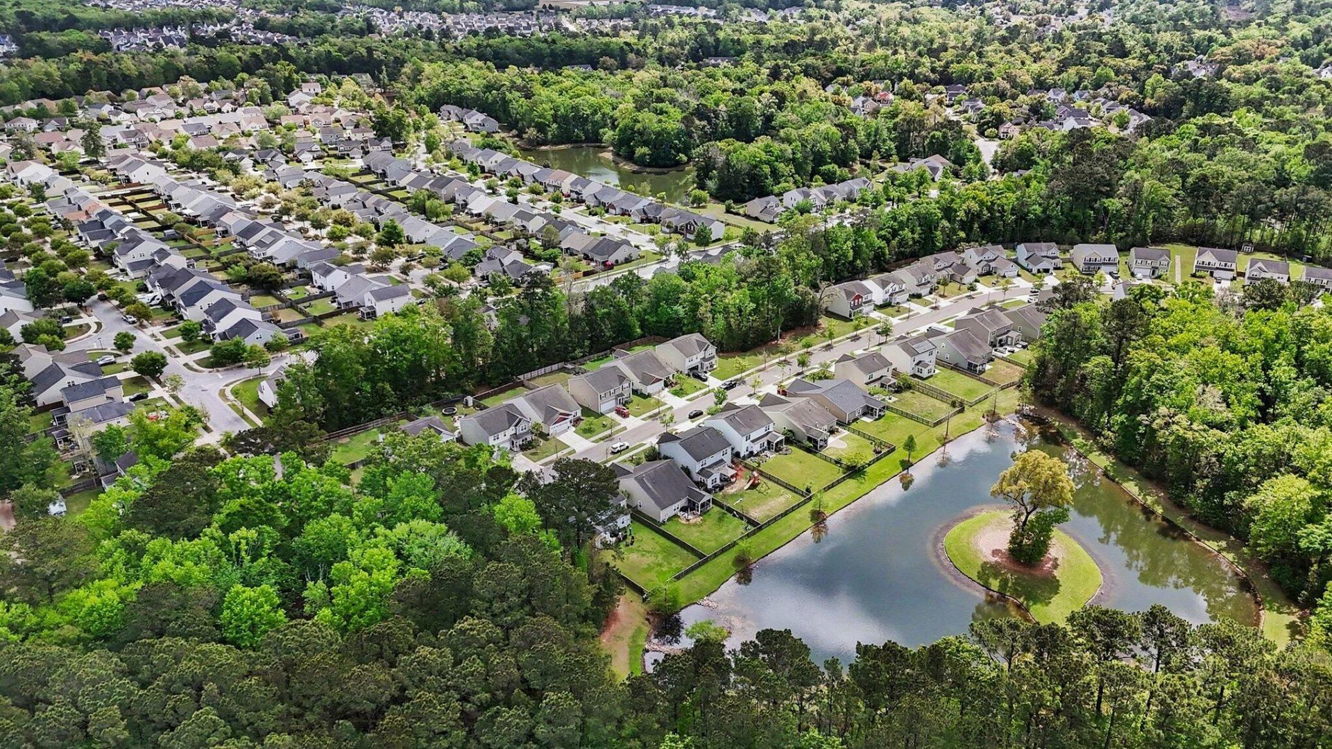 3046 Conservancy Lane Photo 41