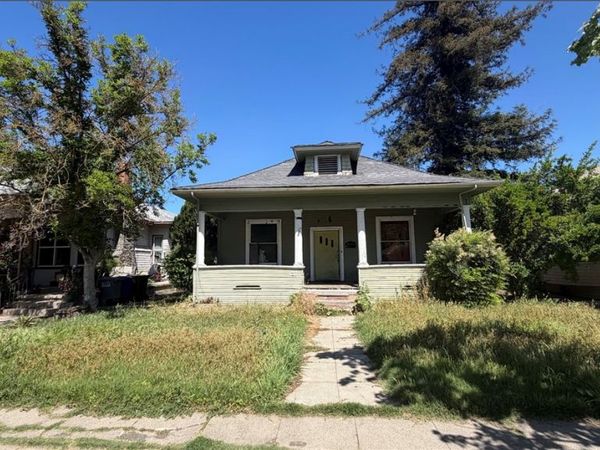 127 W 21st, Merced, CA 95340