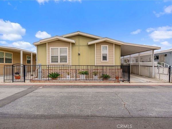 16860 Slover, Fontana, CA 92337