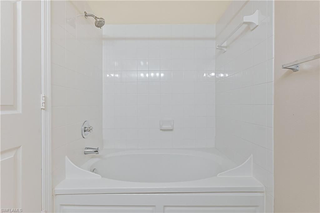 8920 Colonnades Ct E, Unit 514, Bonita Springs, FL 34135 Photo