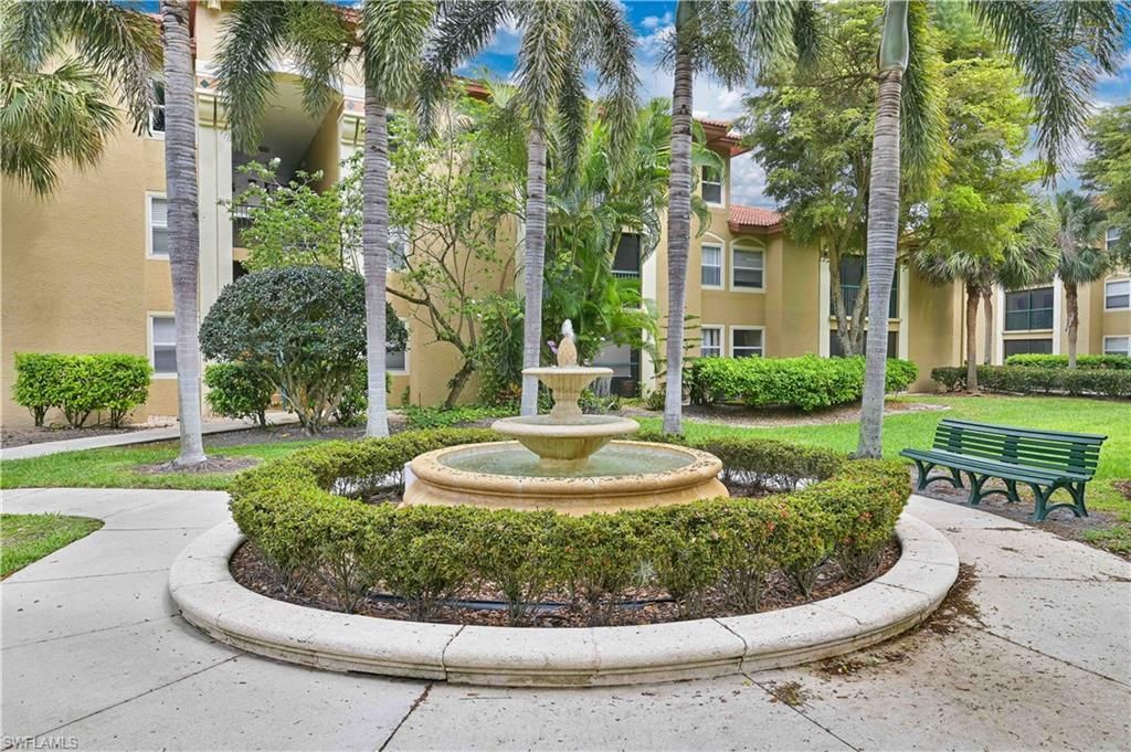 8920 Colonnades Ct E, Unit 514, Bonita Springs, FL 34135 Photo