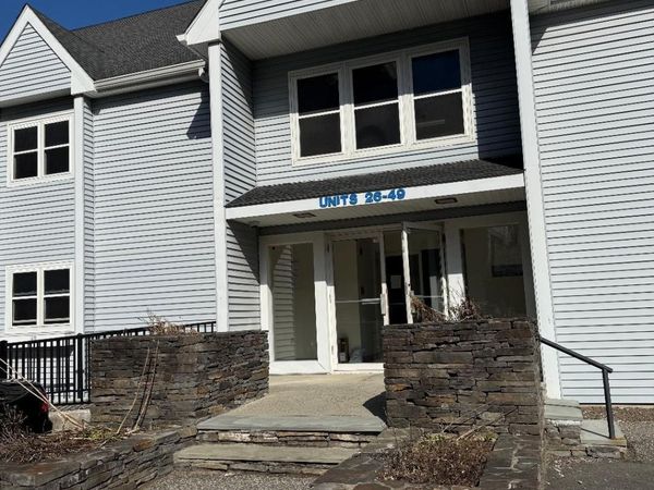 1 Beaver Brook, Unit 29, Danbury, CT 06810