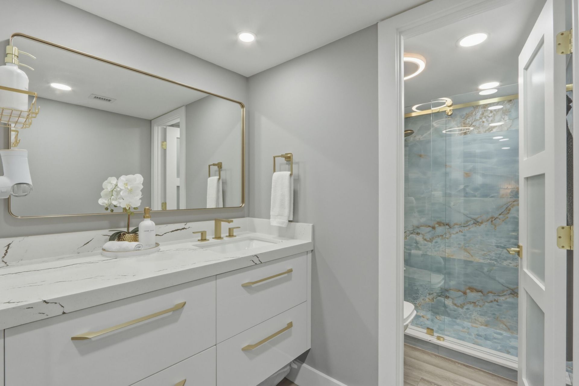 6039 Collins Avenue, Unit 609, Miami Beach, FL 33140 Photo