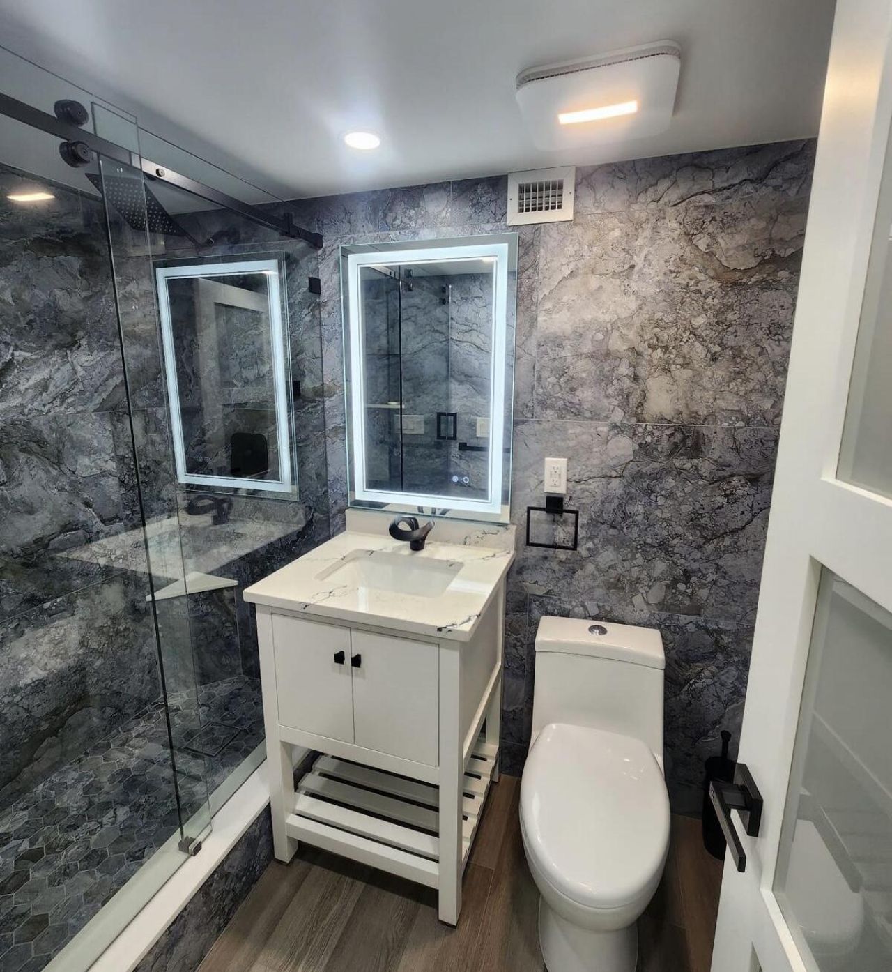 6039 Collins Avenue, Unit 609, Miami Beach, FL 33140 Photo