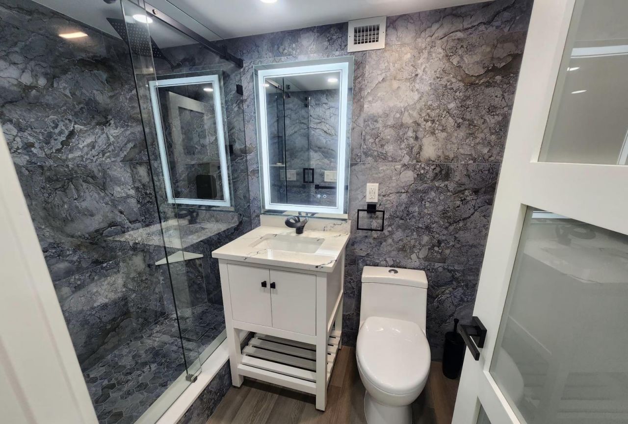 6039 Collins Avenue, Unit 609, Miami Beach, FL 33140 Photo