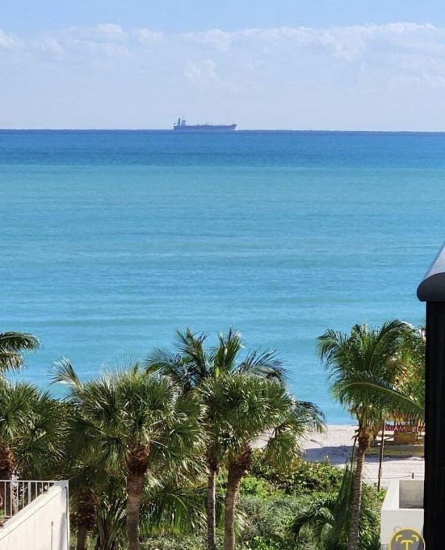 6039 Collins Avenue, Unit 609, Miami Beach, FL 33140 Photo