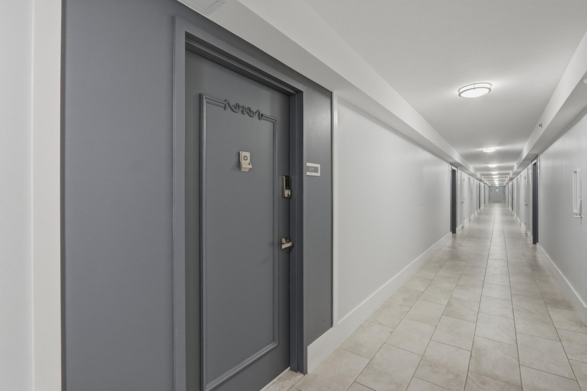 6039 Collins Avenue, Unit 609, Miami Beach, FL 33140 Photo