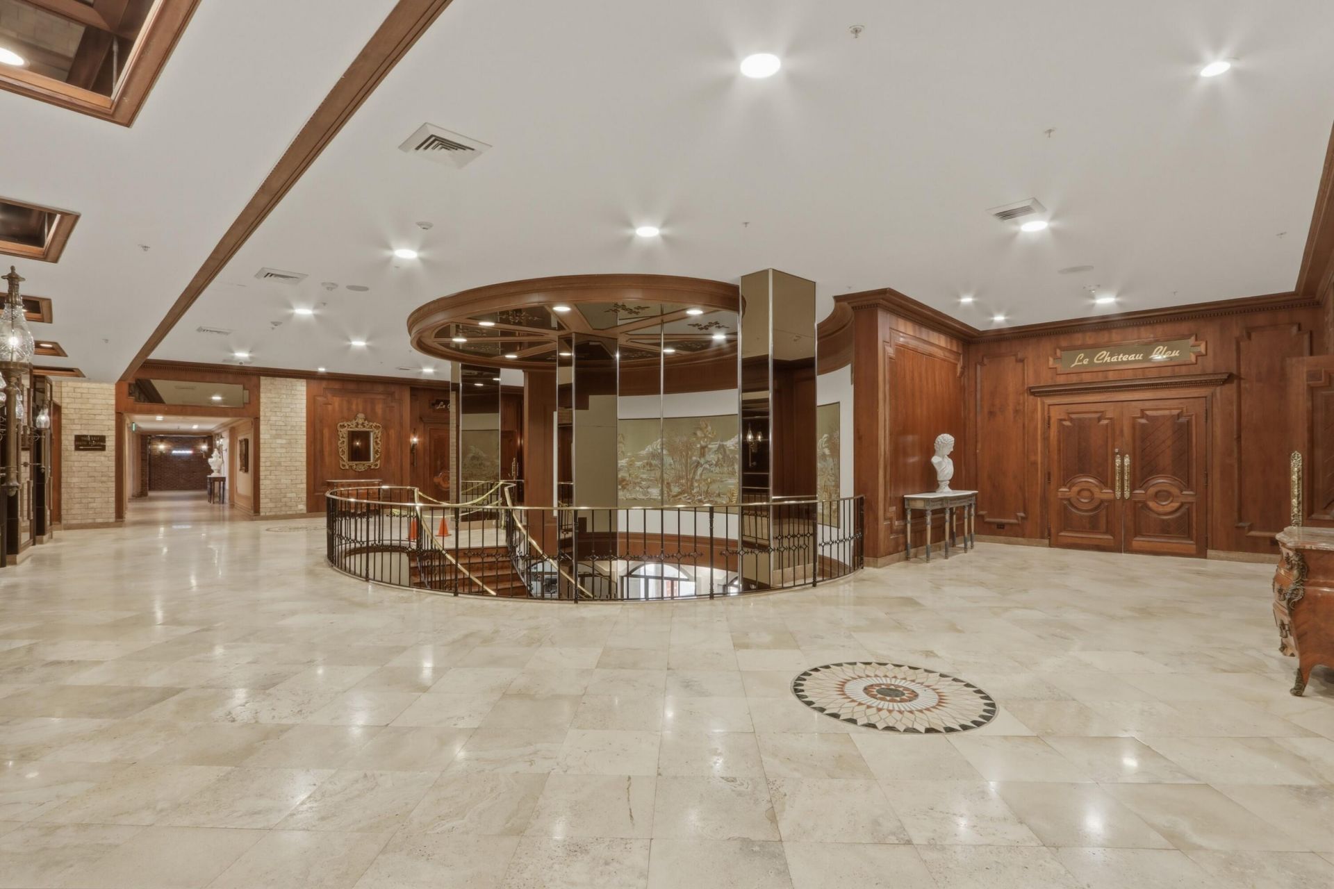 6039 Collins Avenue, Unit 609, Miami Beach, FL 33140 Photo