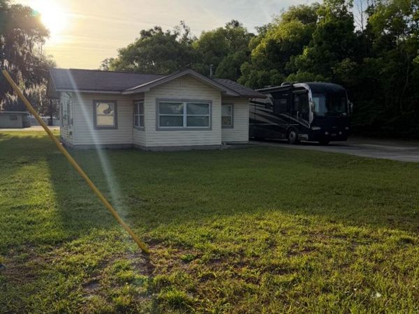 1011 S Palm Avenue, Palatka, FL 32177