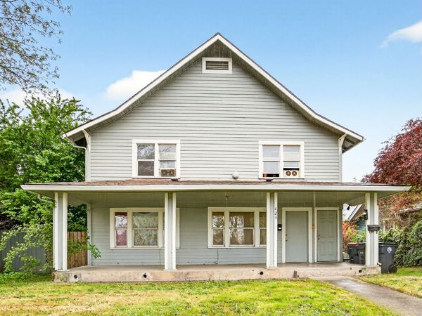 429 N Holly Street, Medford, OR 97501