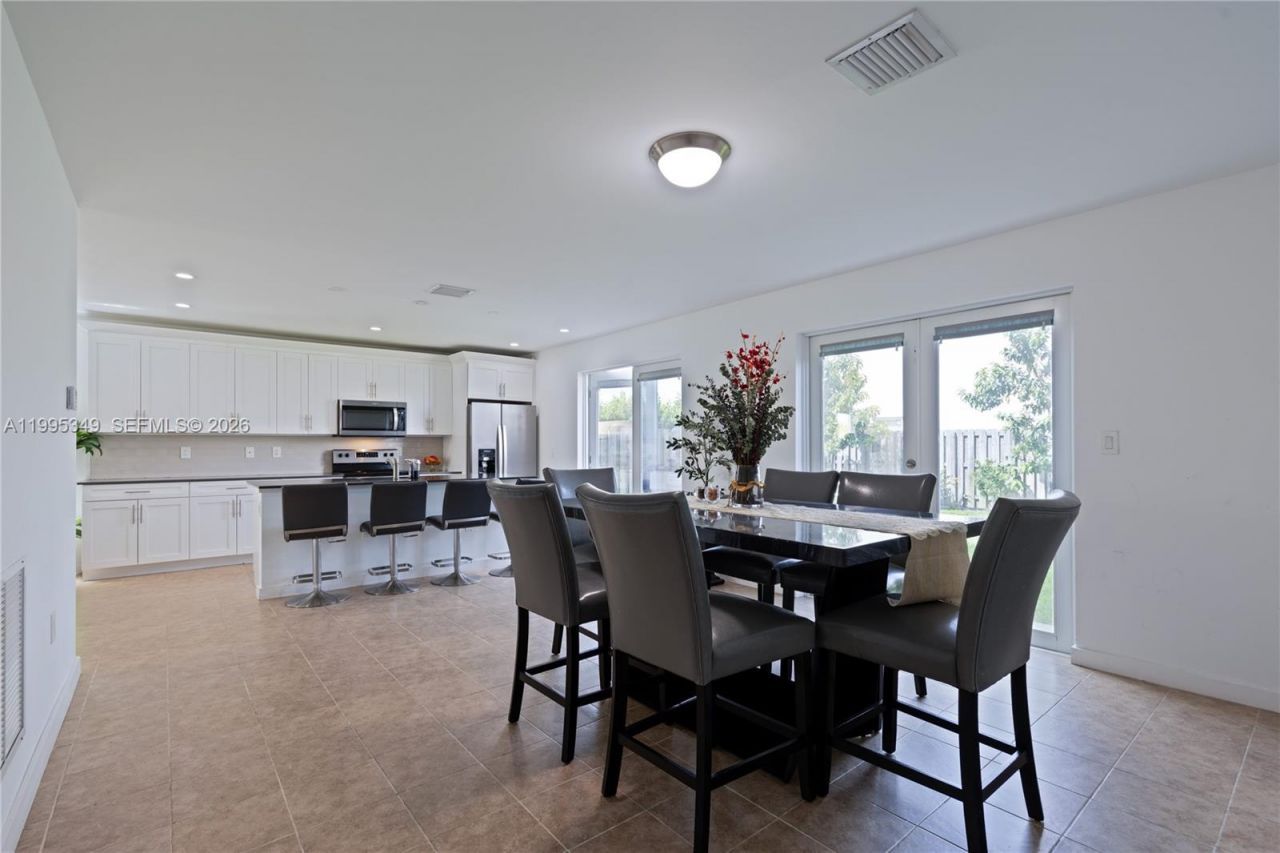 17970 SW 105th Ave, Miami, FL 33157 Photo