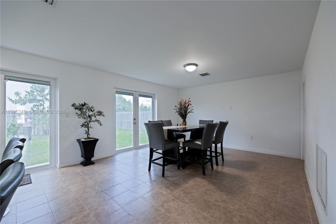 17970 SW 105th Ave, Miami, FL 33157 Photo