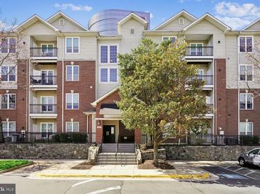 1521 SPRING GATE DRIVE, Unit 10211, MCLEAN, VA 22102