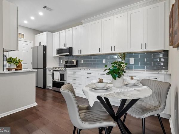 1521 SPRING GATE DRIVE, Unit 10211, MCLEAN, VA 22102