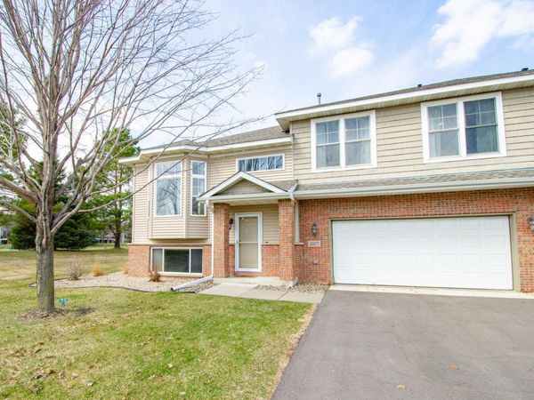 20077 Holt Avenue W, Lakeville, MN 55044