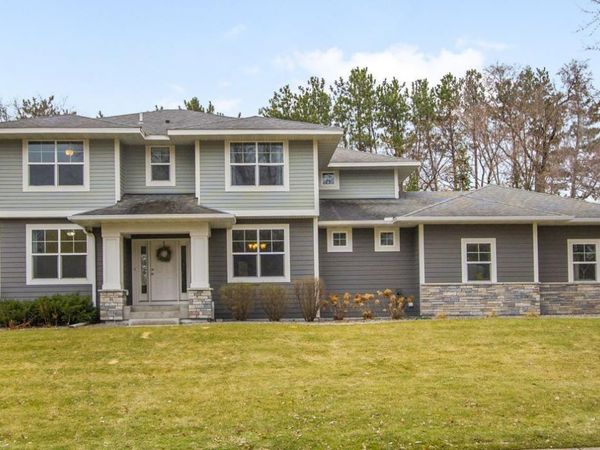 10495 Niblick Lane, Eden Prairie, MN 55347