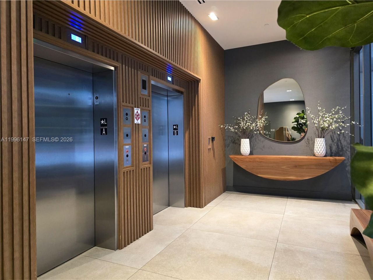 239 SW 9th St, Unit 1403, Miami, FL 33130 Photo