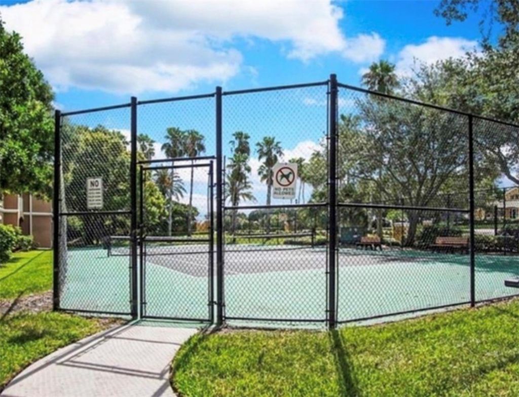 5090 Fairways Circle, Unit H102, Vero Beach, FL 32967 Photo