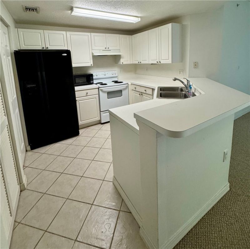 5090 Fairways Circle, Unit H102, Vero Beach, FL 32967 Photo