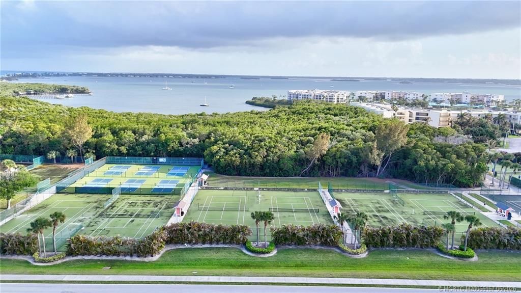 421 NE Plantation Road, Unit 617, Stuart, FL 34996 Photo
