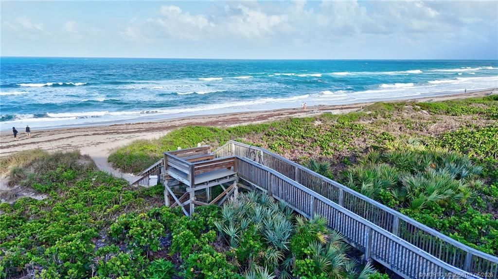 421 NE Plantation Road, Unit 617, Stuart, FL 34996 Photo