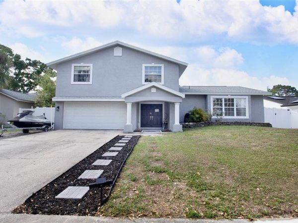 7018 OAKVIEW CIRCLE, TAMPA, FL 33634