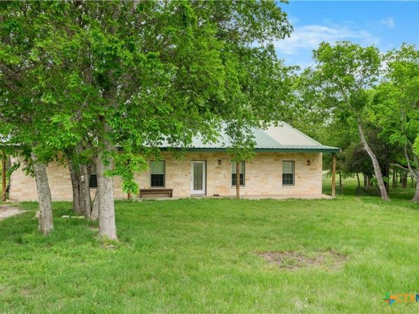 1125 King Country Road, Gatesville, TX 76528