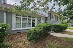 817 Merriwether Drive photo 4