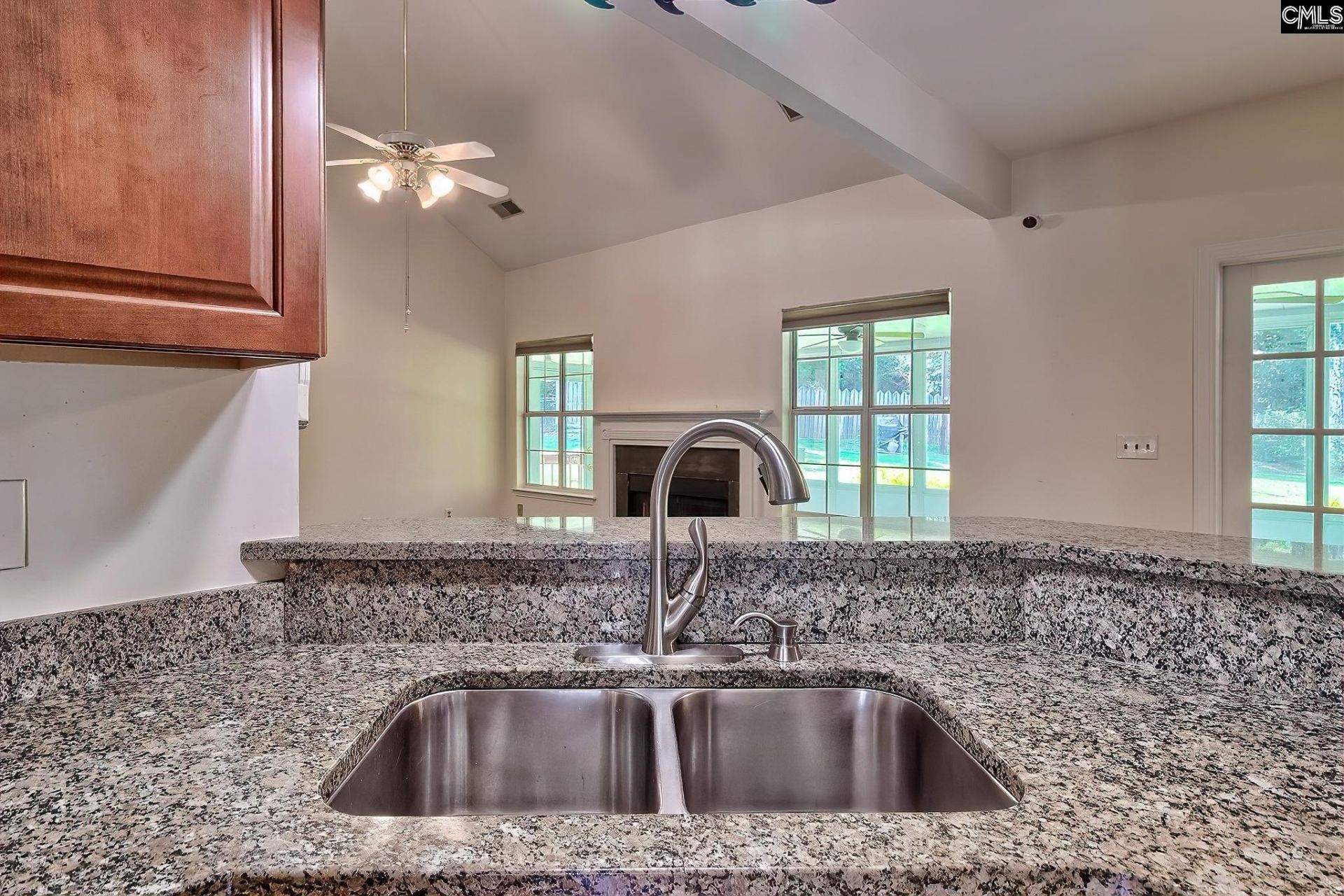 133 Whiteford Court  Photo 23