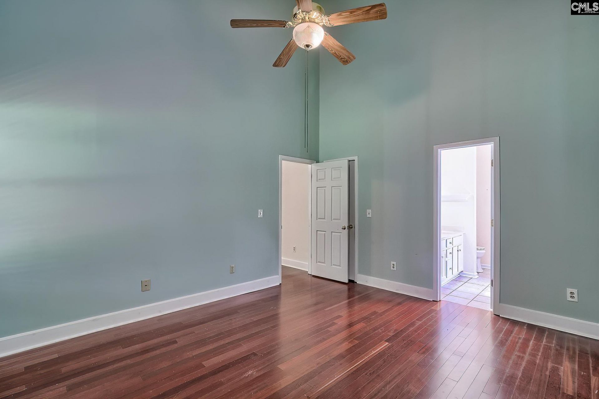 133 Whiteford Court  Photo 27