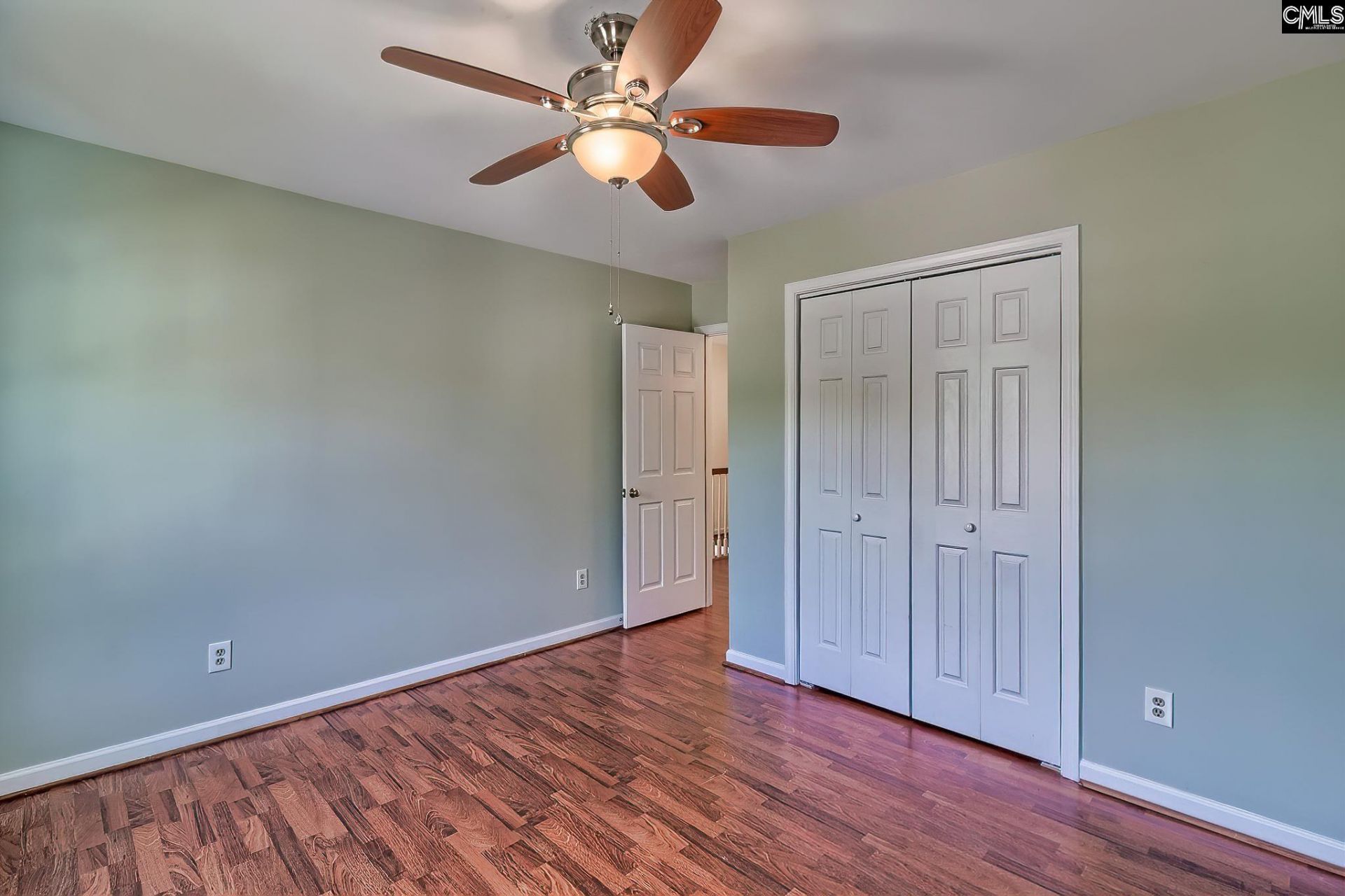 133 Whiteford Court  Photo 34