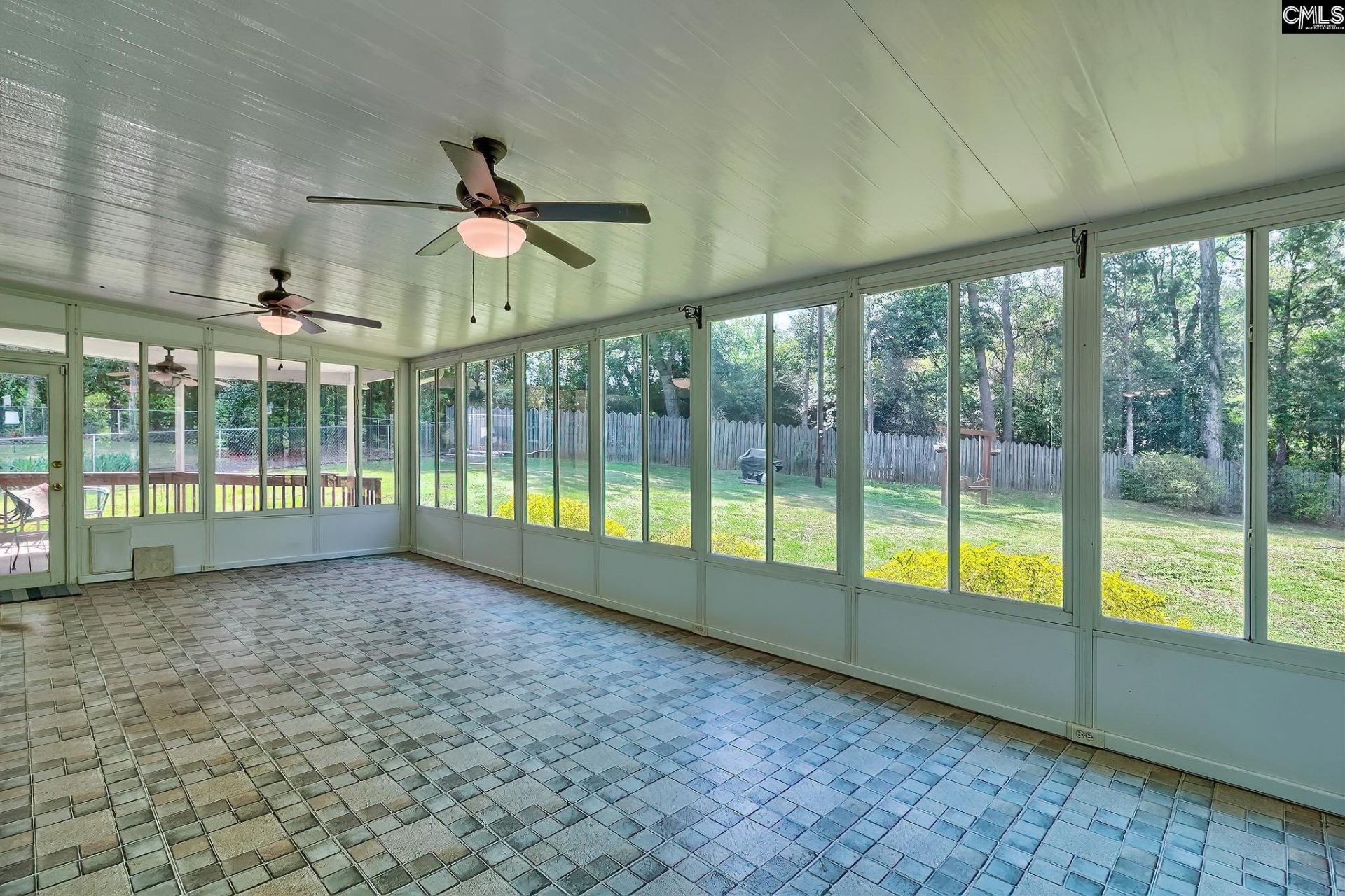 133 Whiteford Court  Photo 42