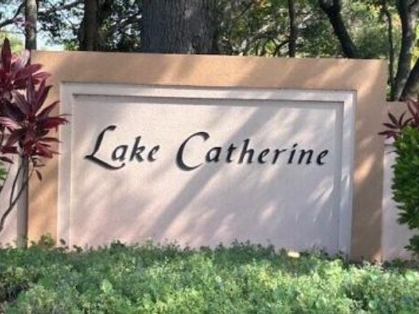 3204 Lakemont Court, Palm Beach Gardens, FL 33403